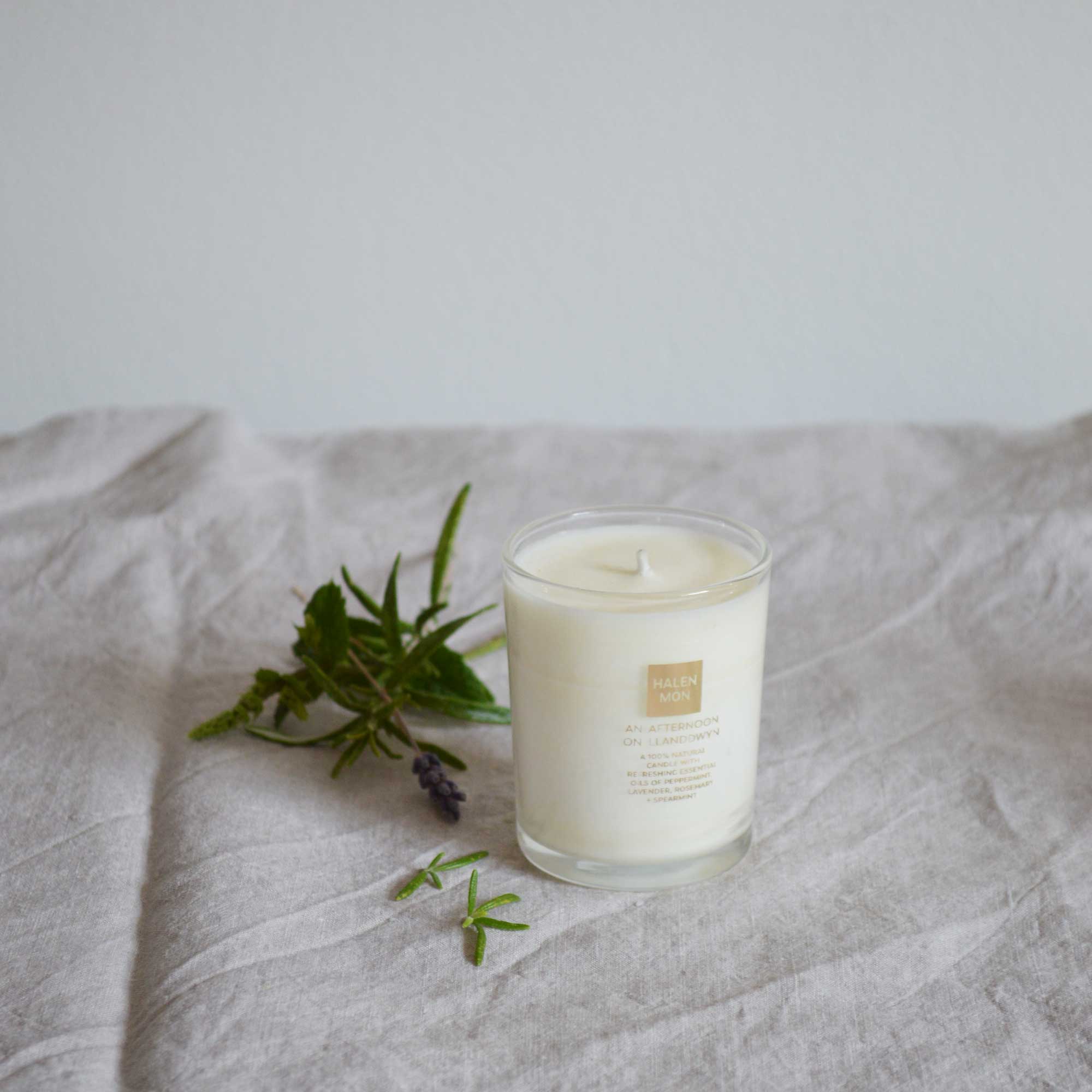 'An Afternoon on Llanddwyn' Essential Oil Candle (small) 9cl