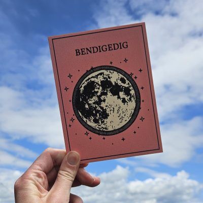 'Bendegedig' Wooden Postcard