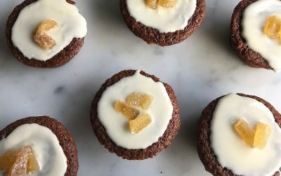 Smoky ginger cakes