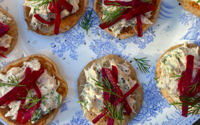 Mackerel + pickled beetroot blinis