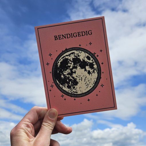 'Bendegedig' Wooden Postcard