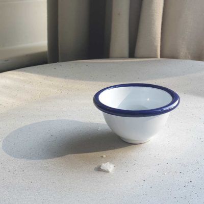 Classic Enamel Pinch Pot (blue/ white)