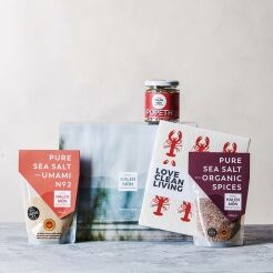 A gift set of welsh gin with a hint of pure sea salt